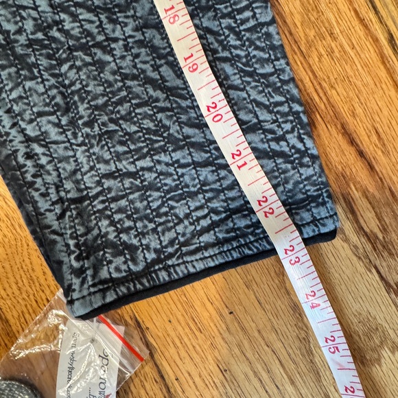 Parsley and Sage brand Slate Blue/Gray and Red Blazer with Quilted Design - Picture 13 of 13